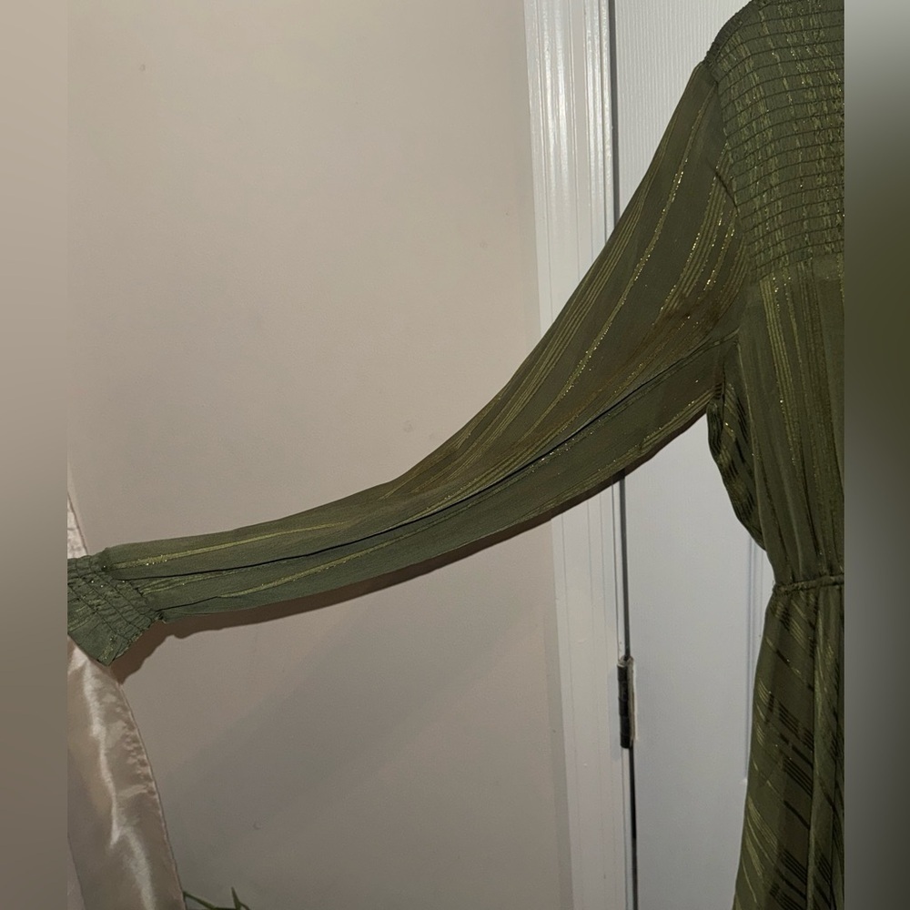 NANETTE NANETTE LEPORE
Smocked Handkerchief Hem Midi Olive Green Dress - Picture 5 of 9